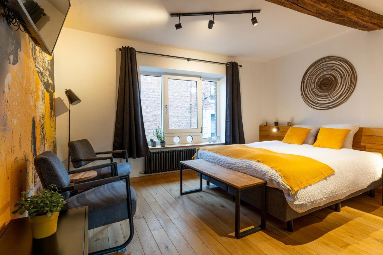 Ardenne Bnb Gite Urbain Avec Terrasse Marche-en-Famenne Eksteriør billede